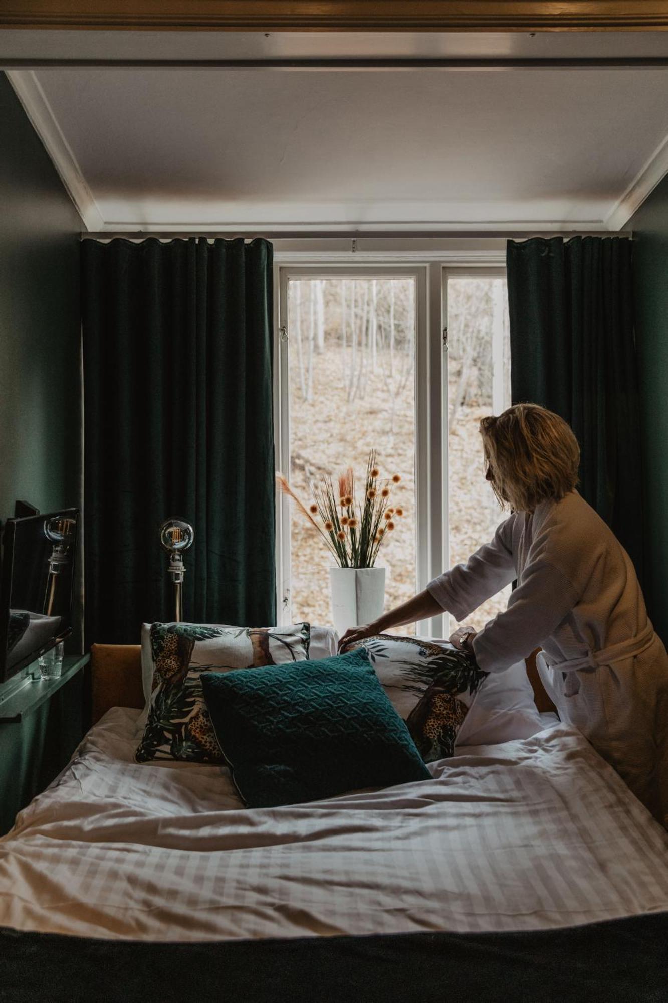 Hotel Slottsvillan Huskvarna Buitenkant foto
